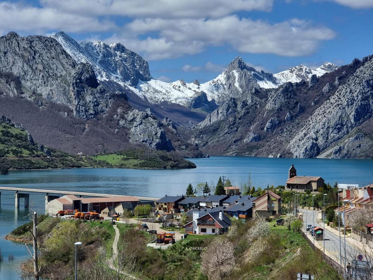 Hostal Sainz Riaño エクステリア 写真