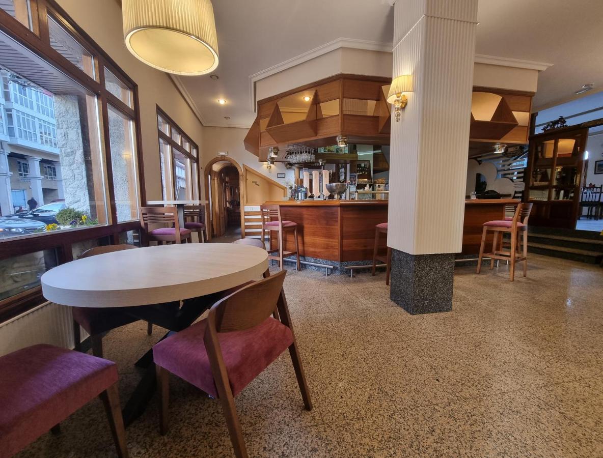 Hostal Sainz Riaño エクステリア 写真