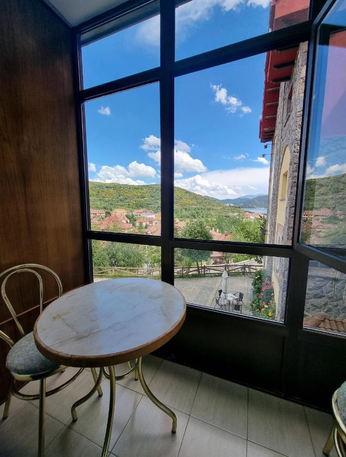 Hostal Sainz Riaño エクステリア 写真
