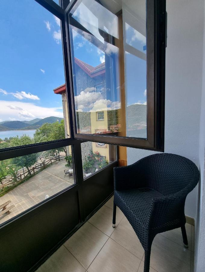 Hostal Sainz Riaño エクステリア 写真